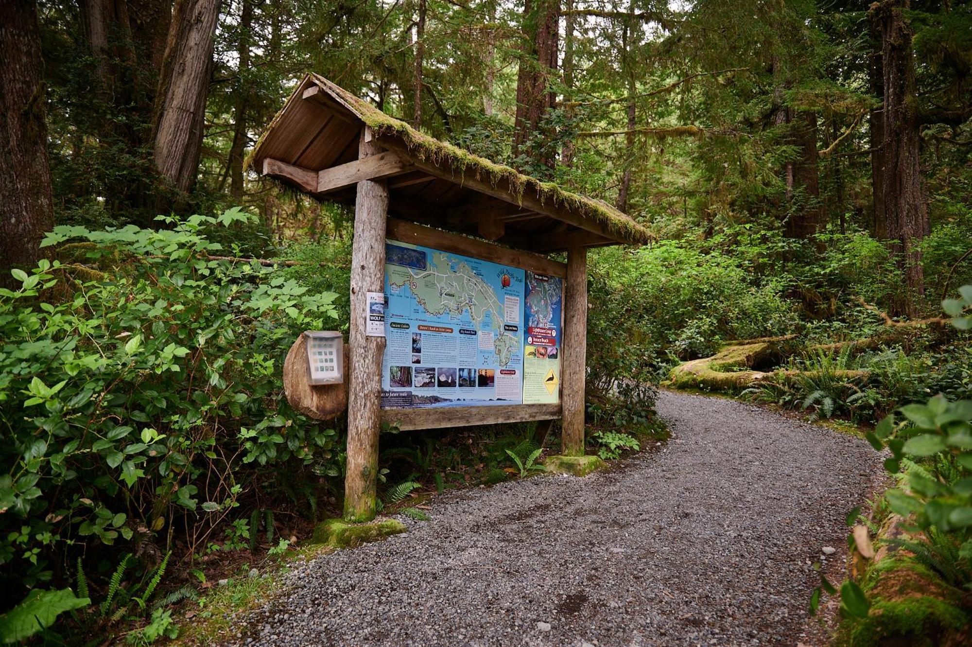 Liahona Guest House Ucluelet Exterior foto